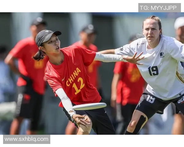 成都飞盘队中路突破创新策略解析与战术演变探讨