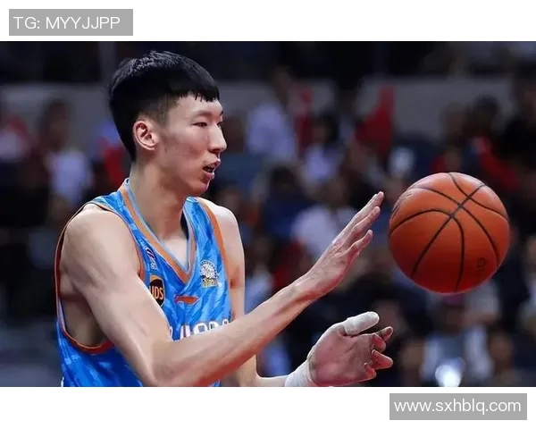 周琦的篮球之路:从青涩少年到国际赛场的明星之旅 周琦的篮球之路:从青涩少年到国际赛场的明星之旅