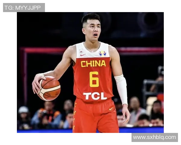 郭艾伦带领中国男篮冲击国际赛场新高峰展现出色球技与团队精神 郭艾伦带领中国男篮冲击国际赛场新高峰展现出色球技与团队精神