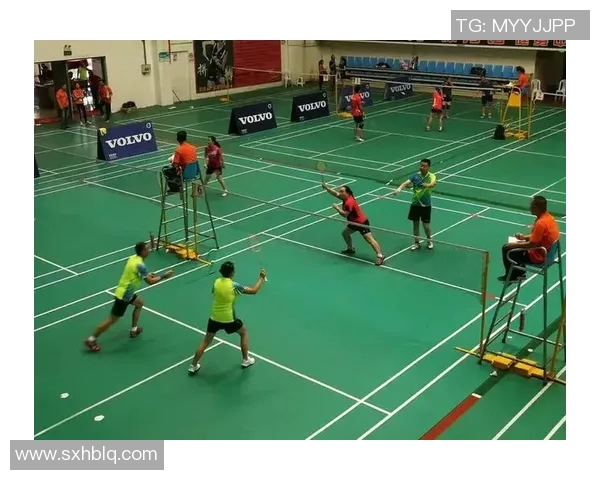 重庆羽毛球队在城市联赛中的节奏表现分析与点评 重庆羽毛球队在城市联赛中的节奏表现分析与点评